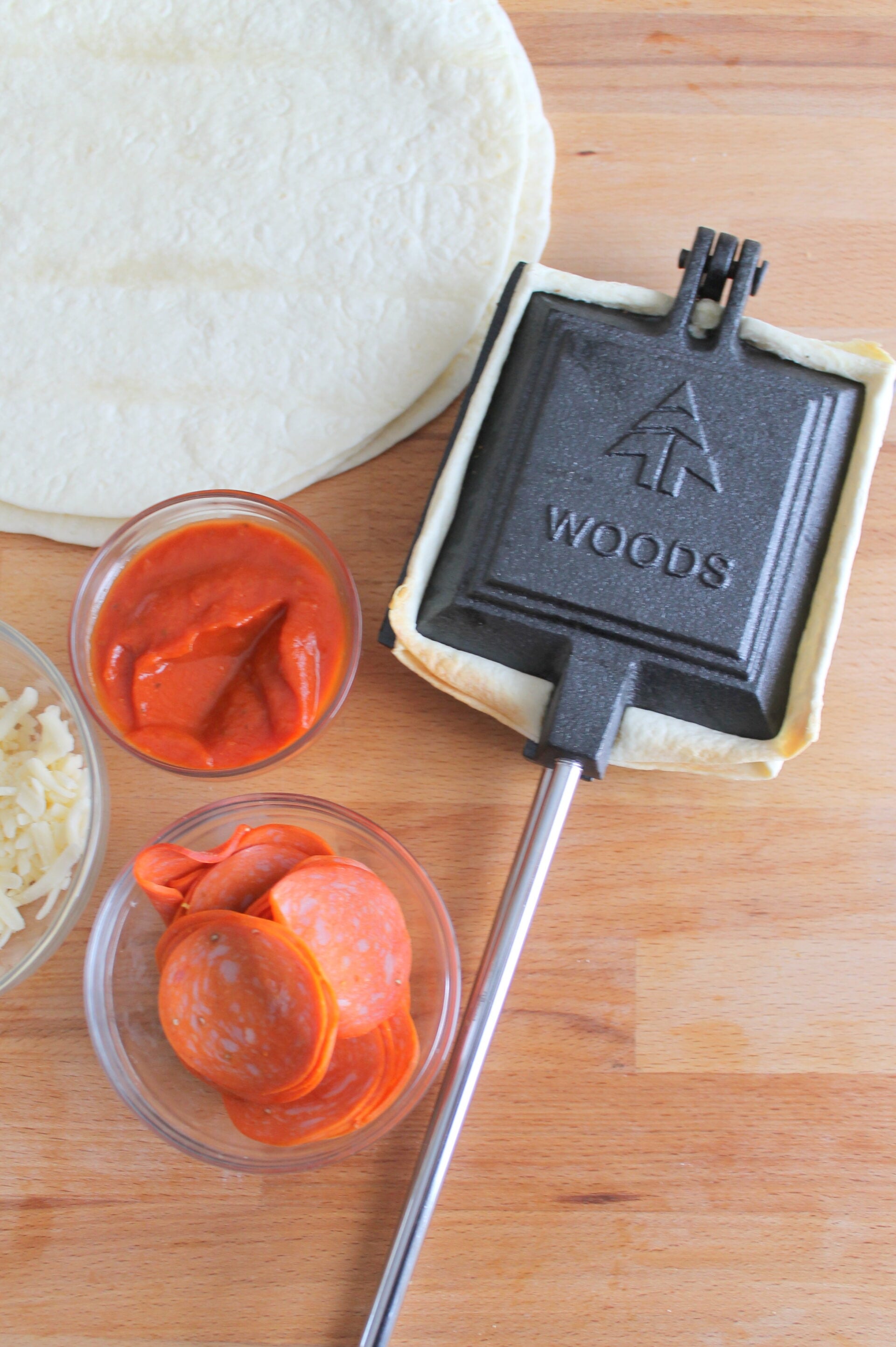 Yummy Pie Iron Smores Recipe » Campfire Foodie