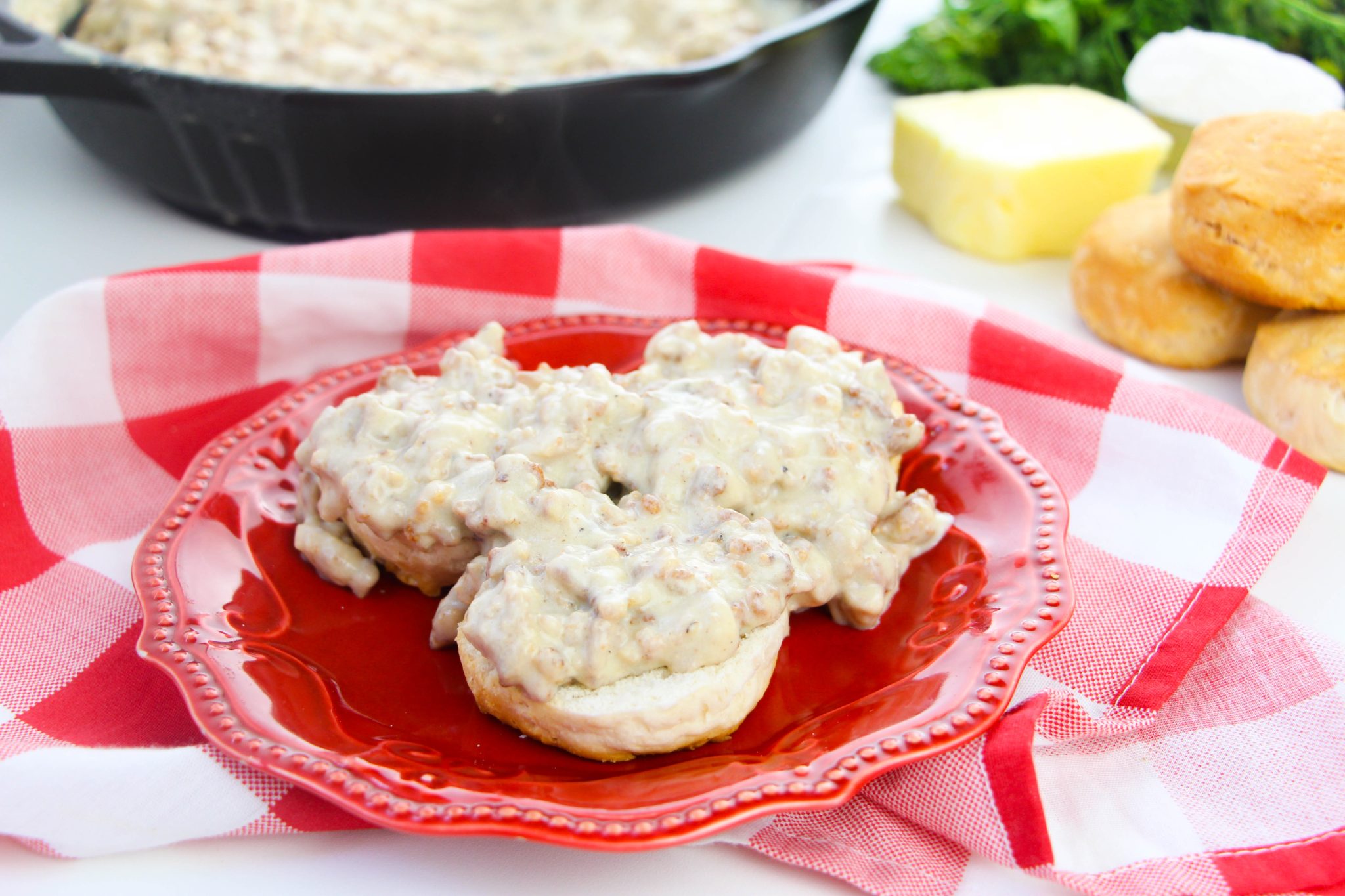 Skillet Sausage Gravy Recipe » Campfire Foodie