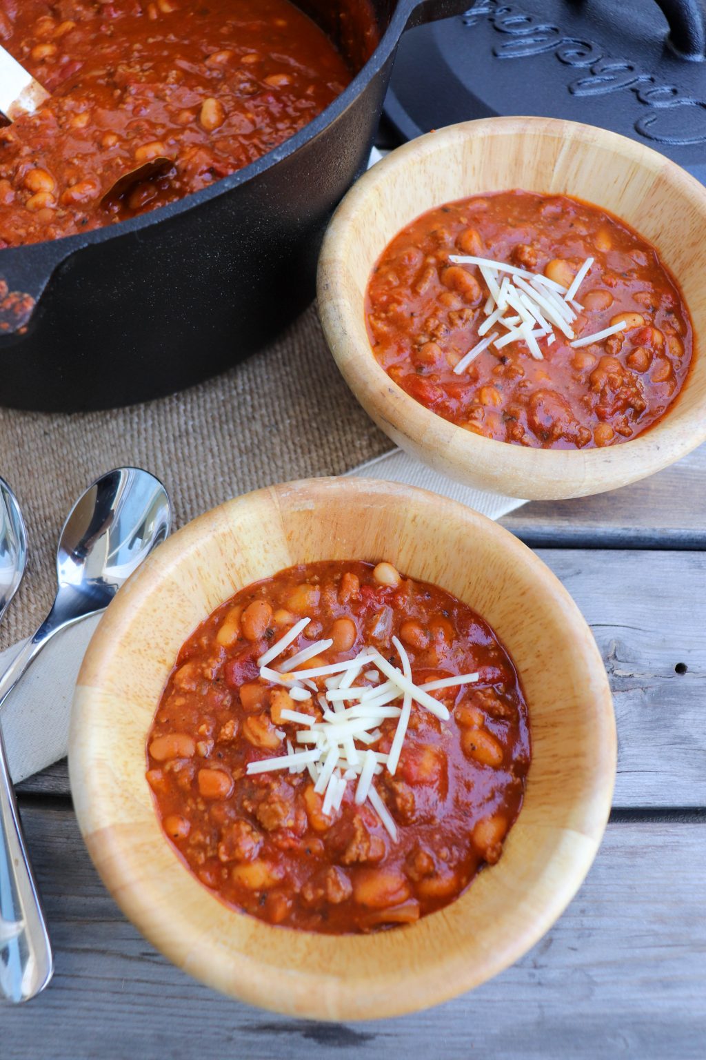 Dutch Oven Chili Recipe » Campfire Foodie