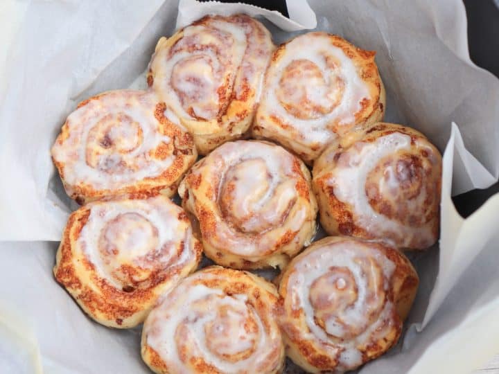 https://campfirefoodie.com/wp-content/uploads/2022/04/Camping-Dutch-Oven-Cinnamon-Buns-12-scaled-720x540.jpg
