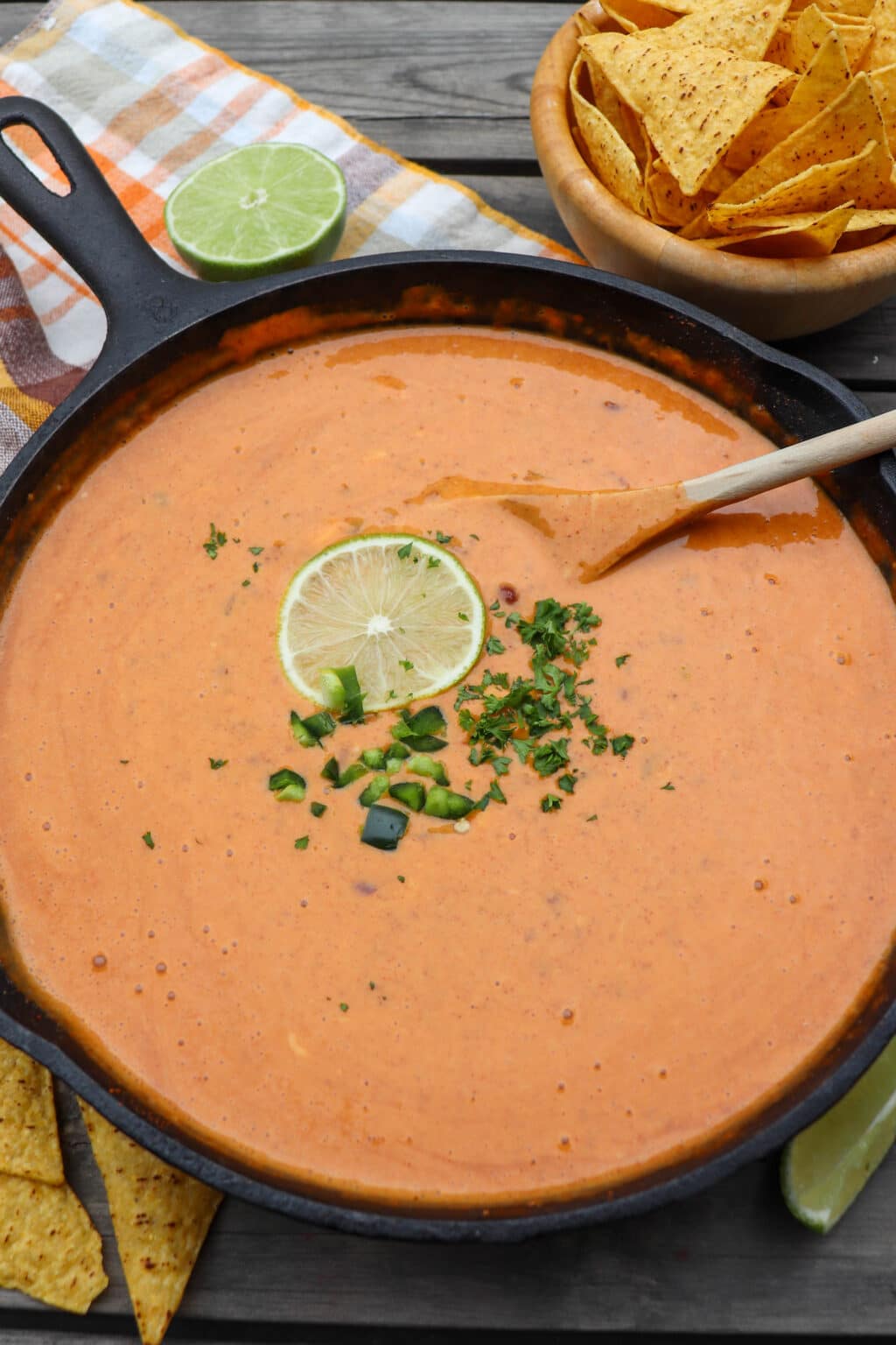 Queso Skillet Recipe (Easy Cheesy Chili Dip) » Campfire Foodie